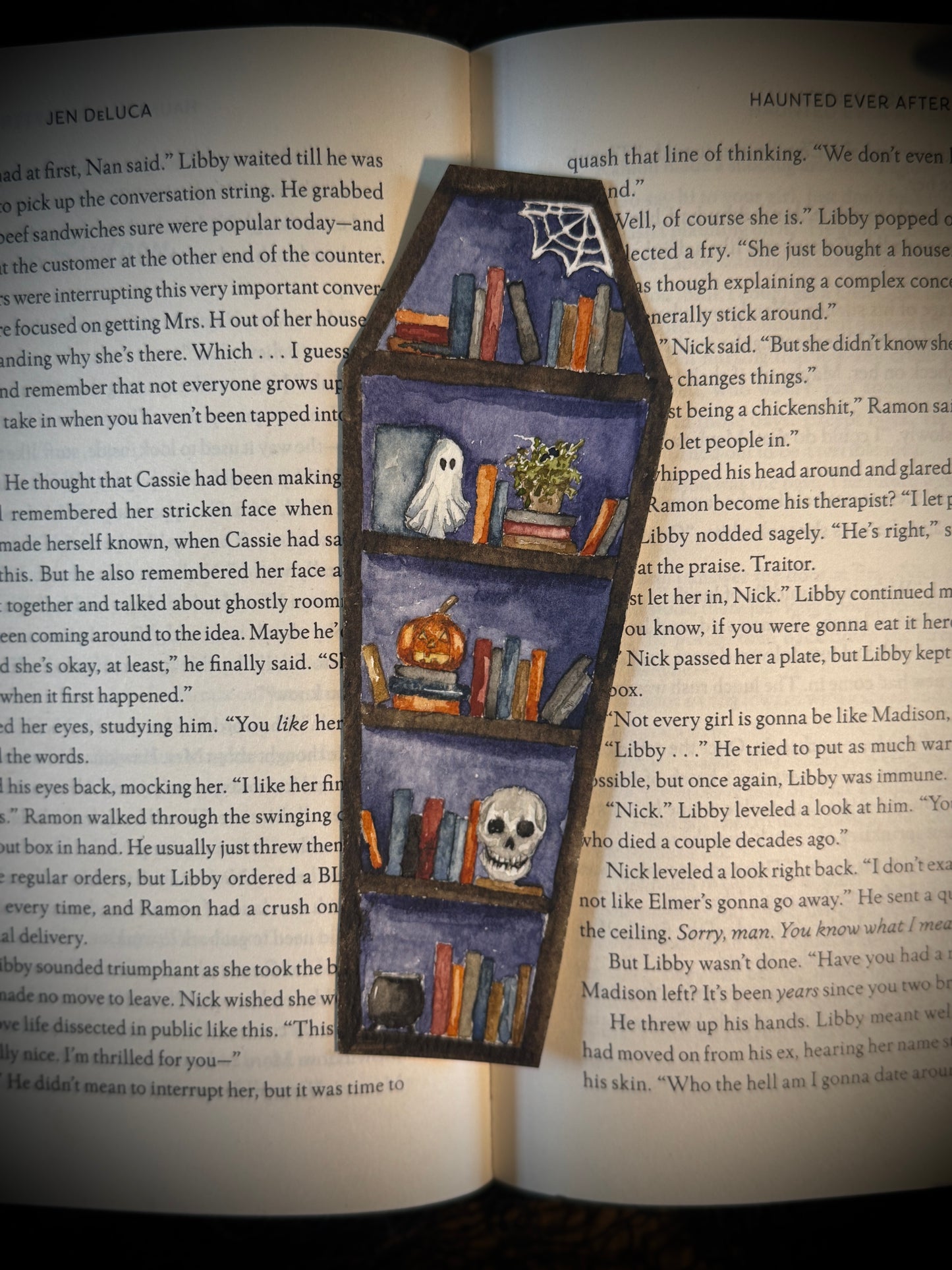 Halloween Bookshelf Bookmark